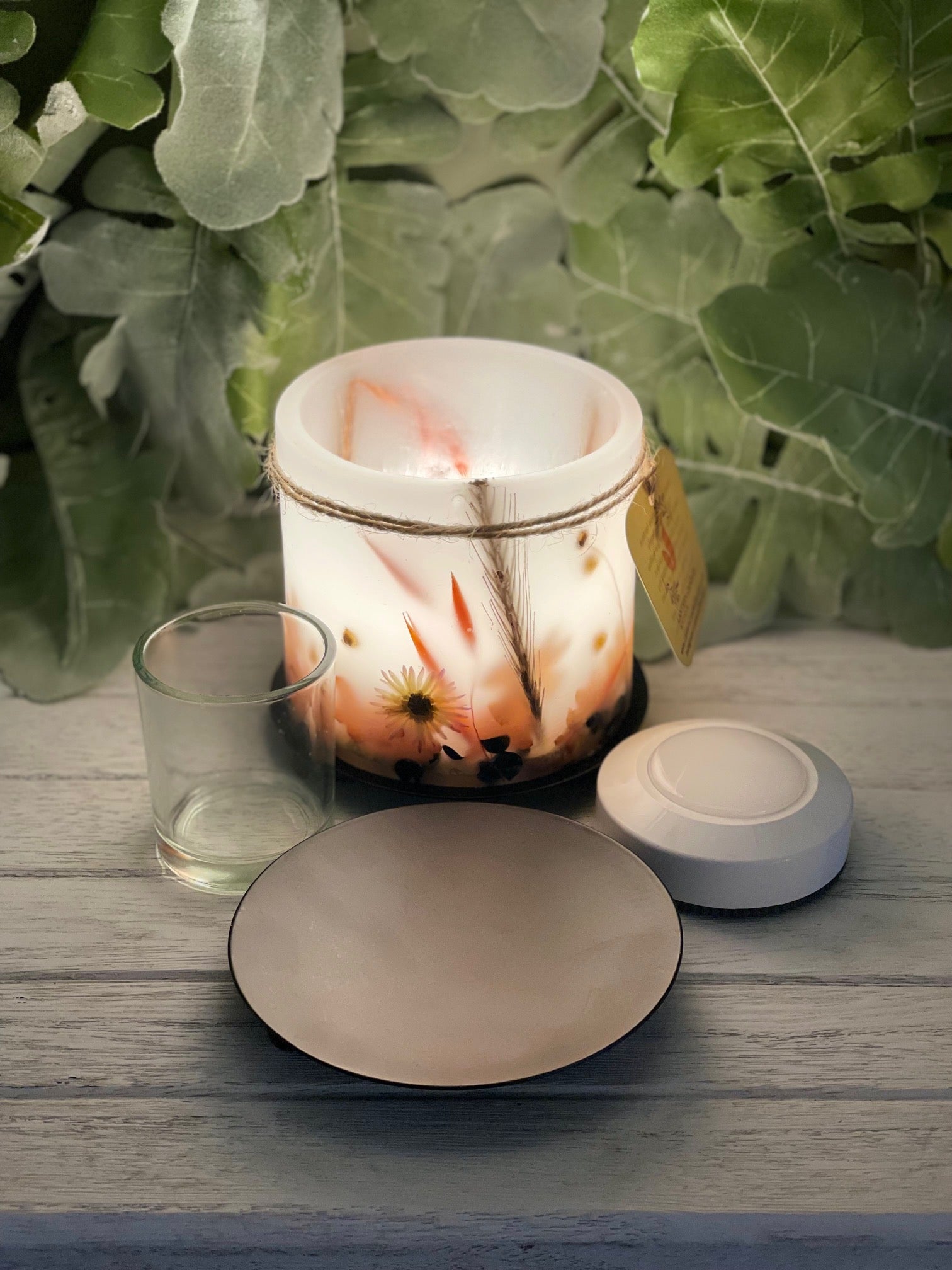 MW2B - Handcrafted Wax Lantern Candle Medium